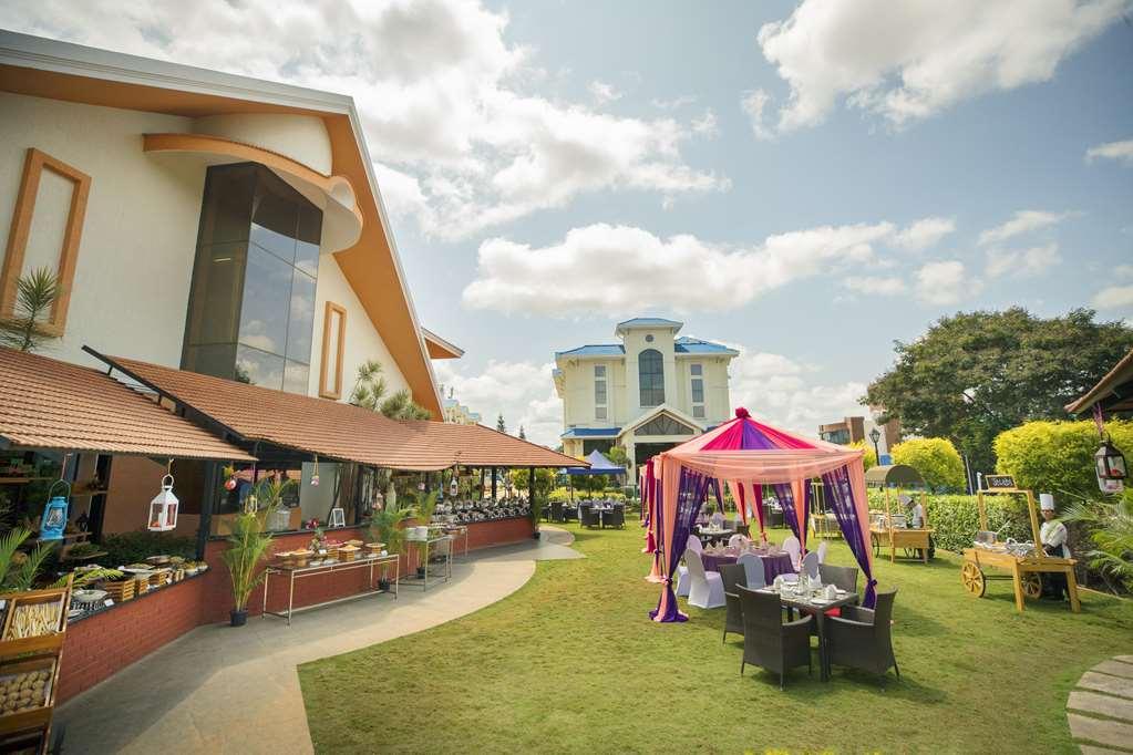 Clarks Exotica Convention Resort & Spa Devanahalli Екстериор снимка
