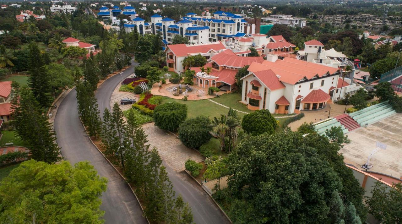 Clarks Exotica Convention Resort & Spa Devanahalli Екстериор снимка