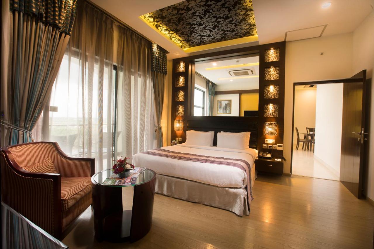 Clarks Exotica Convention Resort & Spa Devanahalli Екстериор снимка